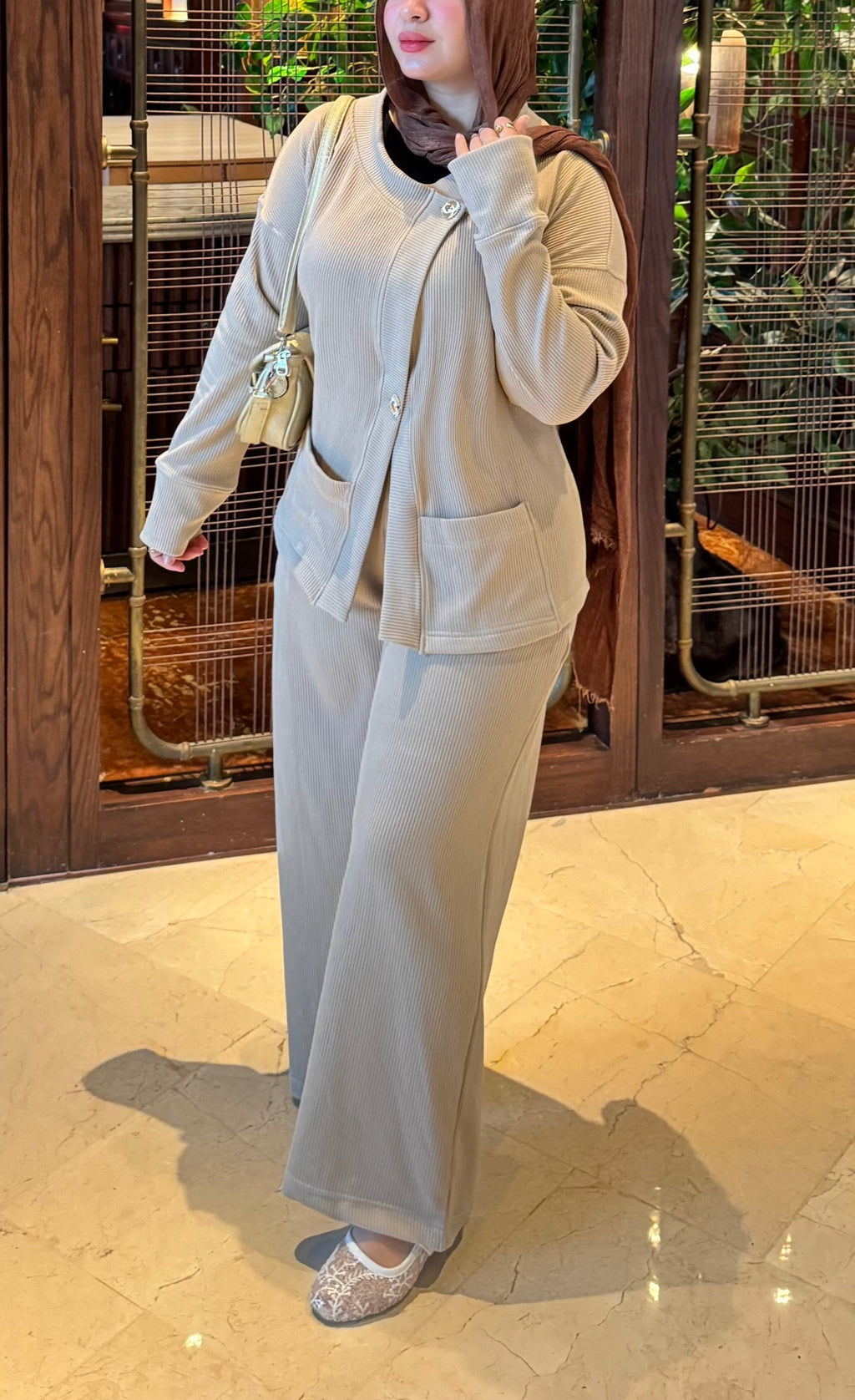 Ozge Beige Suit